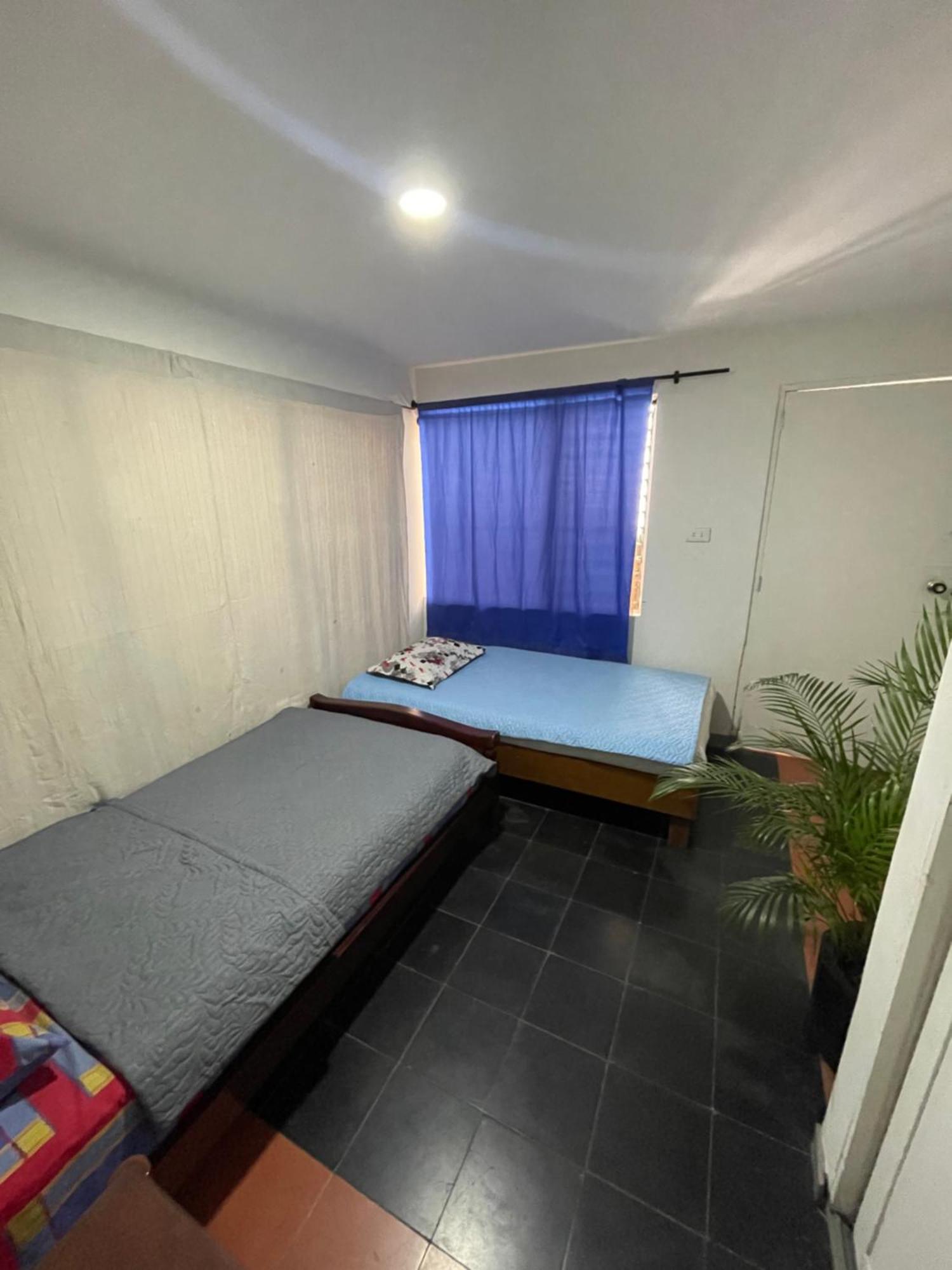 Hostal Casa Las Tias Medellín Exterior foto